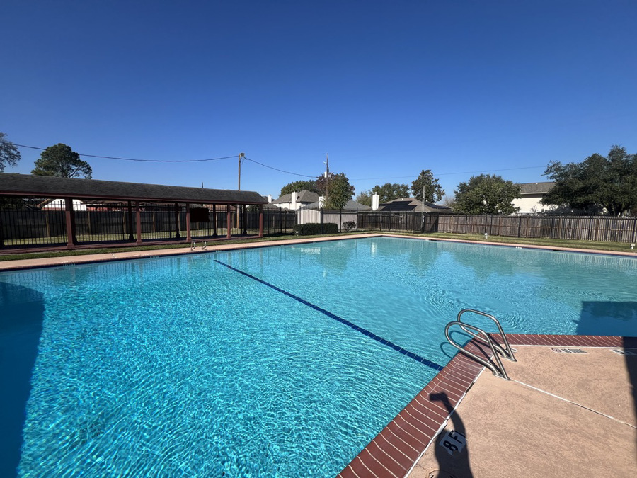 Pool facility maintenance for Austin-area properties