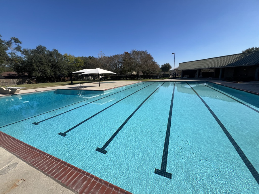 Hotel pool services and water maintenance